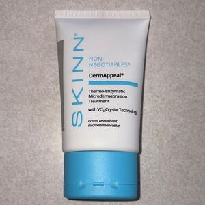 SKINN DermAppeal Exfoliant - White and Blue